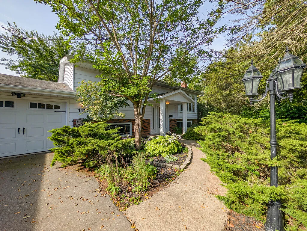 111 Mill Street — Photo 2