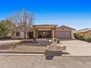 824 Agua Caliente Dr, El Paso, TX 79912