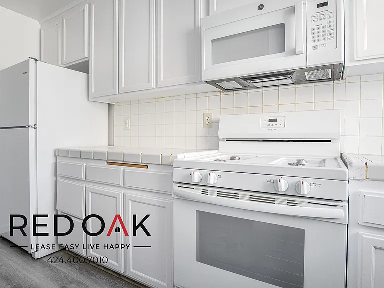 6853 Agnes Ave #3 — Photo 22