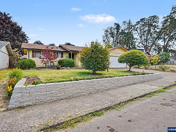 2nd image of 568 49th Ave SE