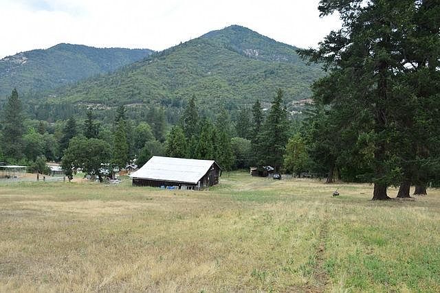 1st image of 7071 Rogue River Hwy