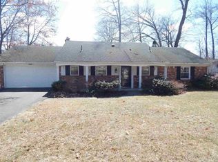 3391 Deepwood Dr, Lambertville, MI 48144