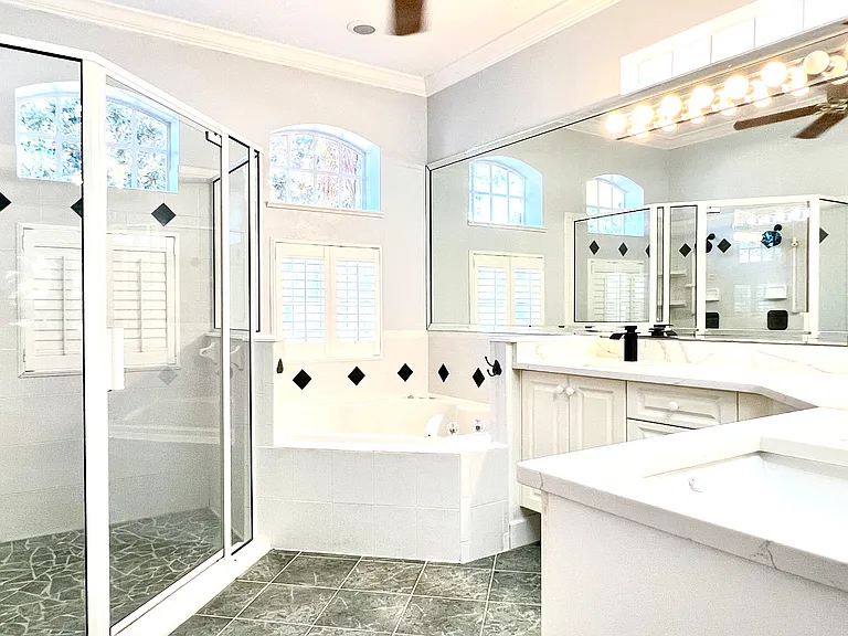 885 Oak Landings Ct — Photo 41