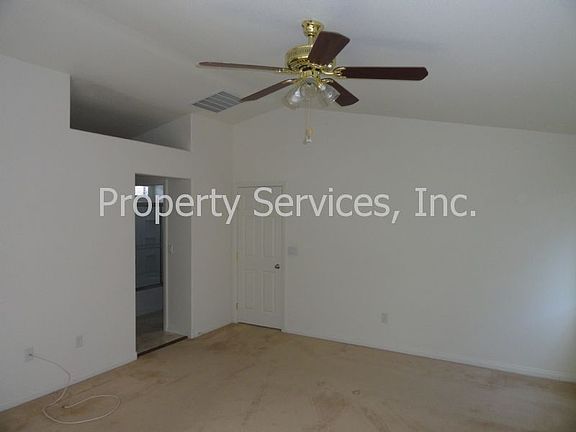 5th image of 7589 Orchard Pine St