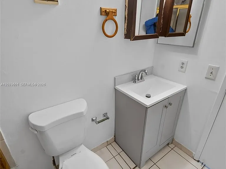 8750 N Sherman Cir #305 — Photo 21