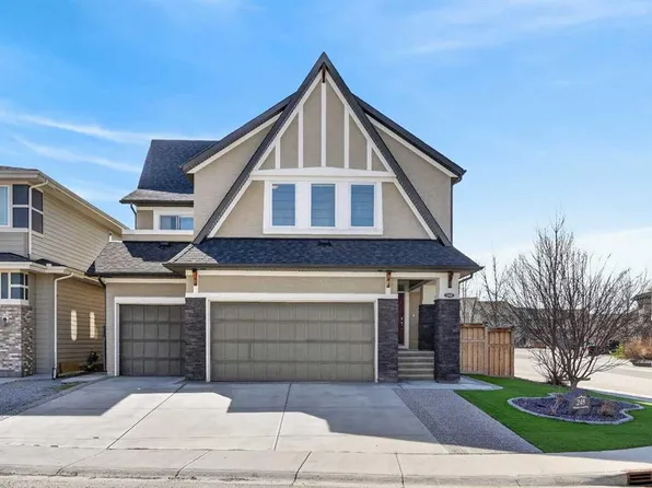 248 E Marquis Lndg SE, Calgary, AB T3M 2H3