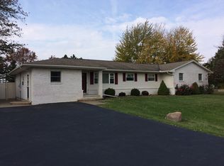 12121 Lewis Ave, Temperance, MI 48182