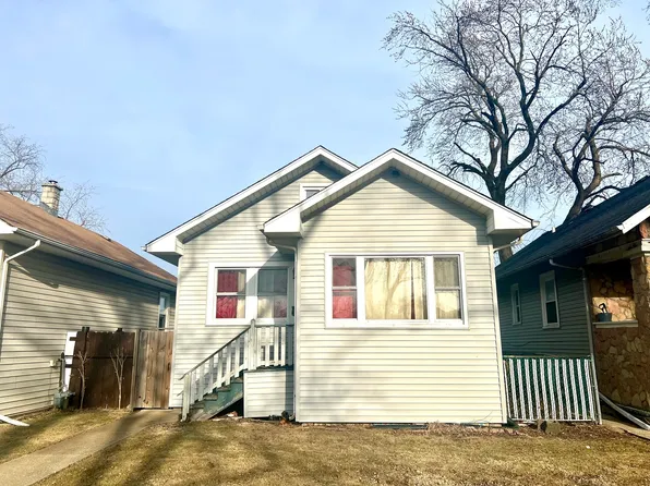 329 Englewood Ave, Bellwood, IL 60104