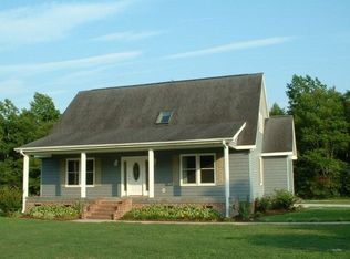 300 Tugboat Way, Sneads Ferry, NC 28460