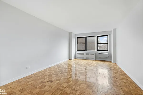 Rented by Brown Harris Stevens | media 4