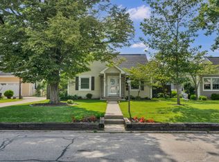 2222 Chestnut St, Columbus, IN 47201