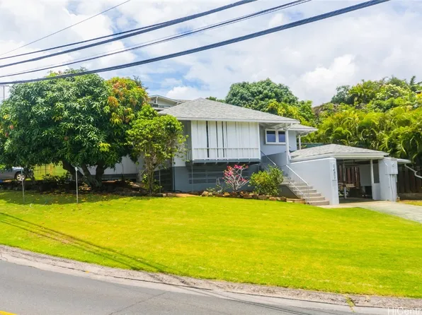 1401 Saint Louis Dr, Honolulu, HI 96816