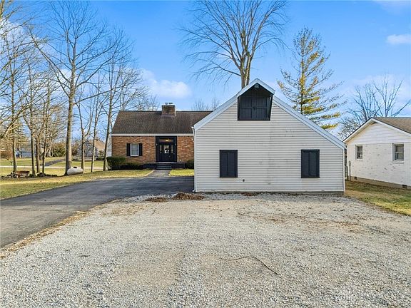4th image of 3773 N Lakeshore Dr