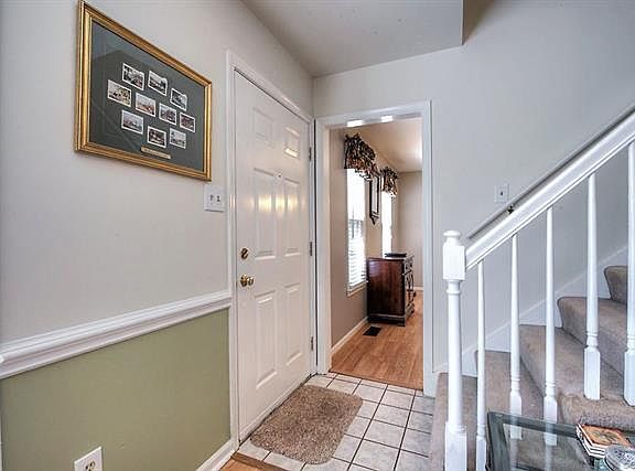 5th image of 10130 Saint Joan Ave