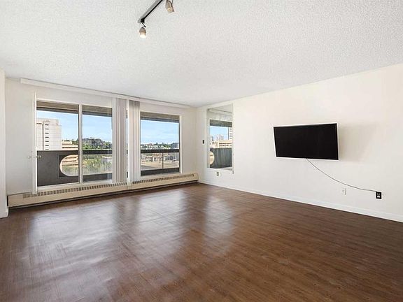 4th image of 221 N 6th Ave SE #1210