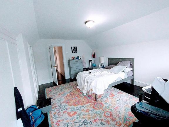 5th image of 33 Teele Ave #2