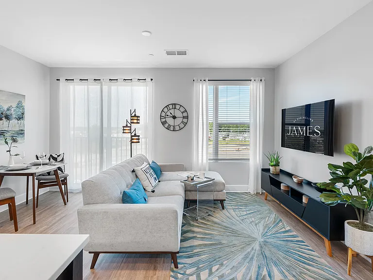 The James at Springline — Photo 1
