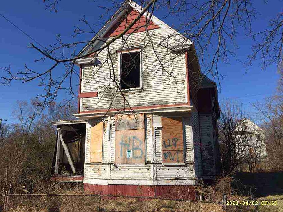 3965 Sheridan