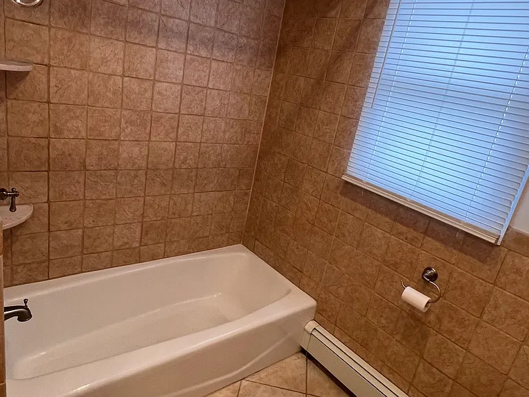 435 Steinway Rd #2 — Photo 5