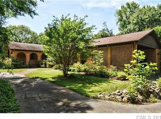 1701 Burtonwood Cres, Charlotte, NC 28212
