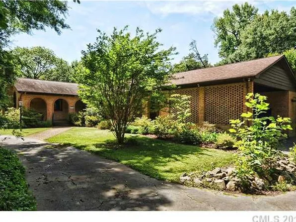 1701 Burtonwood Cres, Charlotte, NC 28212