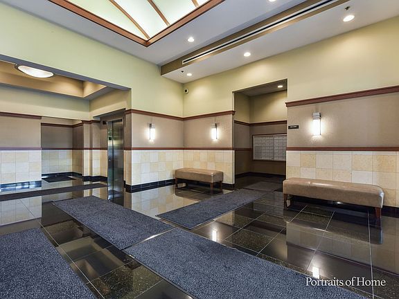 3rd image of 6420 Double Eagle Dr Unit 1109