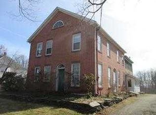 532 N Main St, Suffield, CT 06078