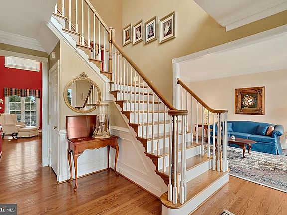 4th image of 19120 Clair Manor Dr
