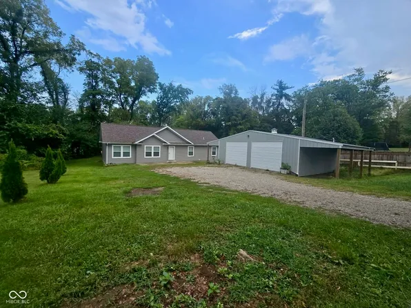 1319 W Commerce St, Brownstown, IN 47220
