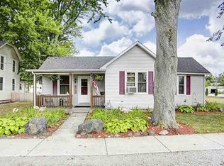 22535 Stenger St, Woodburn, IN 46797