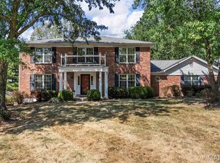 2639 Sun Meadow Dr, Chesterfield, MO 63005