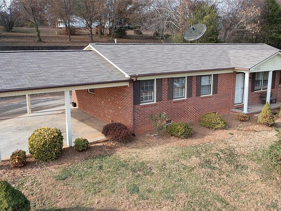 2nd image of 334 Crawley Dr