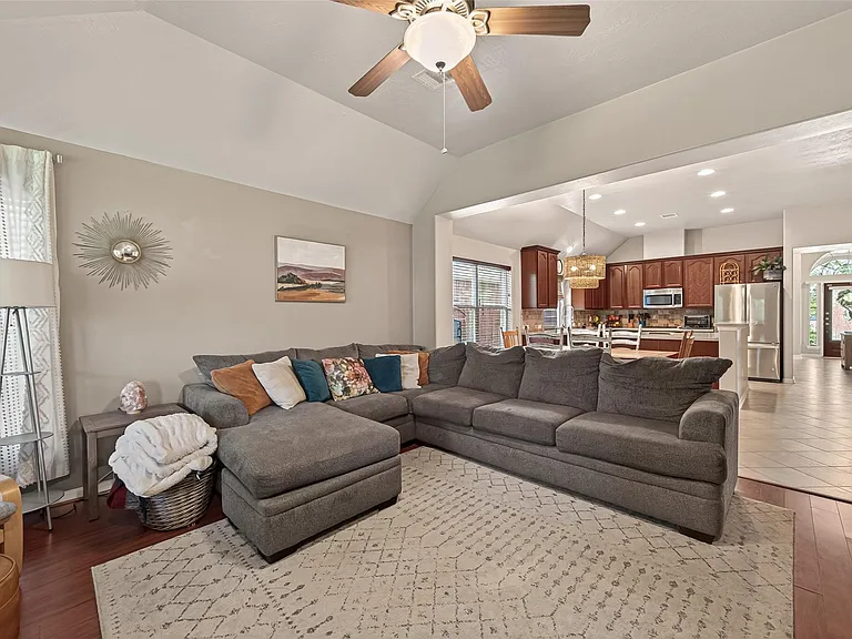 11518 Columbia Pines Ln — Photo 11