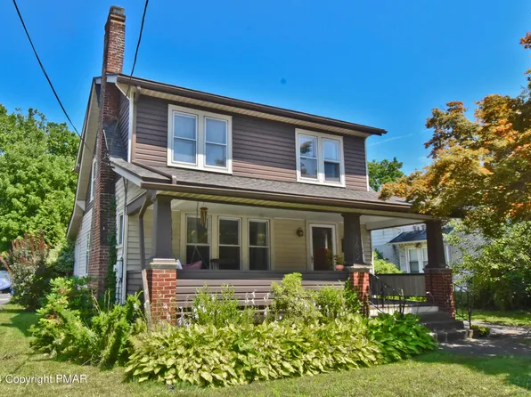 3632 Bridge St, Stroudsburg, PA 18360