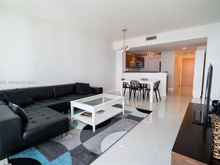 253 NE 2nd St #2107 — Photo 8