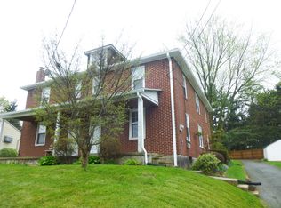 193 E Fulton St, Ephrata, PA 17522