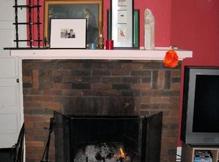 3472 Shoreline Dr, Wayzata, MN 55391