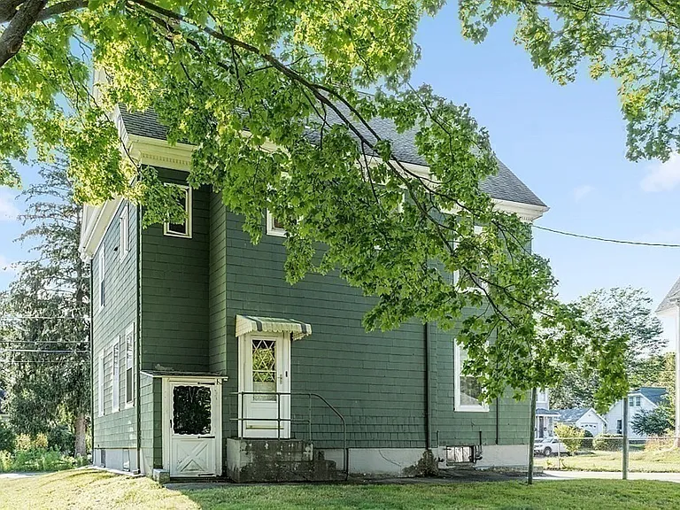 130 Dale St #1 — Photo 21