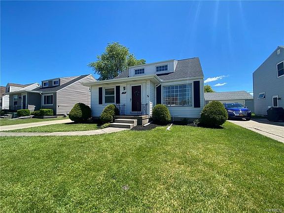 2nd image of 119 Cresthill Ave