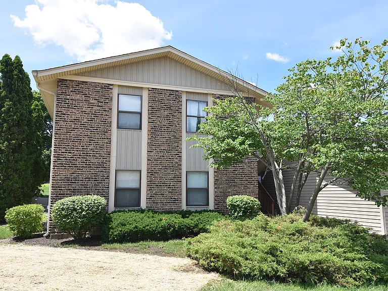 1285 Bamburg Ct #D — Photo 2