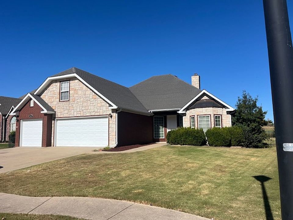 1st image of 1836 S Cherry Hills Dr