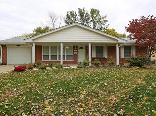 115 S Cardinal Ln, Saint Charles, MO 63301