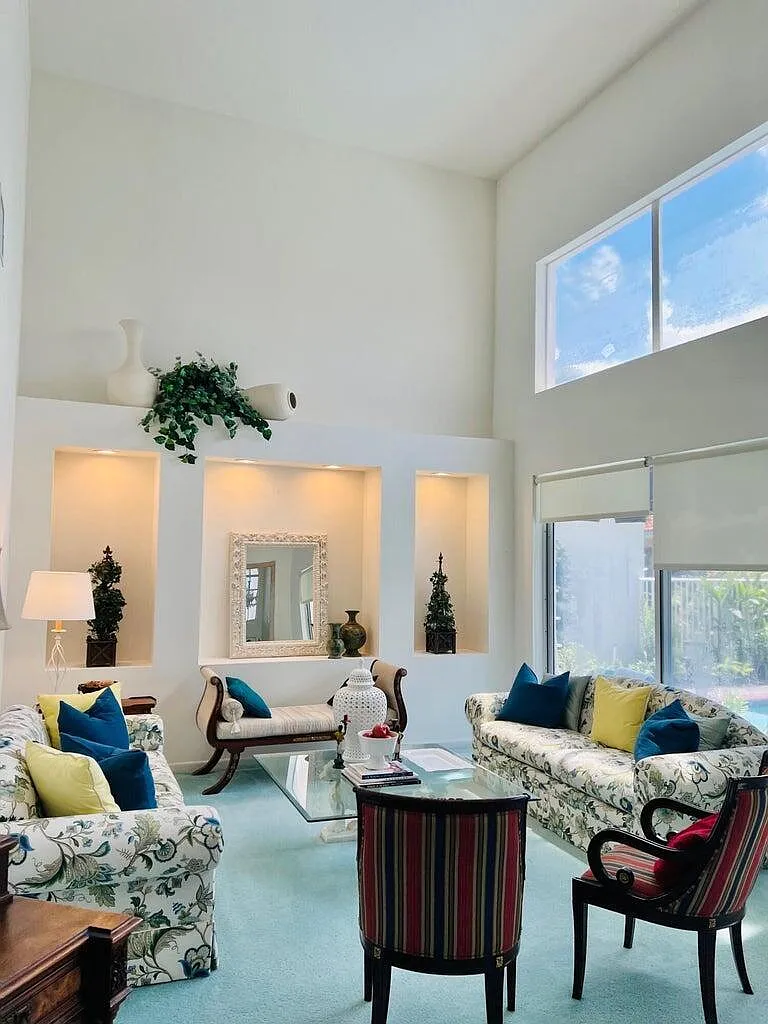 4 bed, 2.5 bath, 2457 sqft, $7,000 — Photo 4