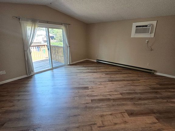 4th image of 10717 & 10719 E 32nd Ave #10719