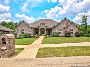 2 Marchwood Cv, Little Rock, AR 72210