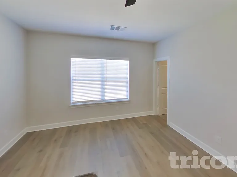 1210 Dye Blvd — Photo 5