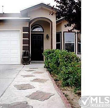 3rd image of 453 Valle Calido Dr