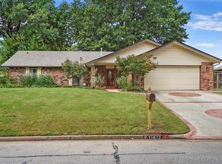 11612 S 101st Ave E, Bixby, OK 74008