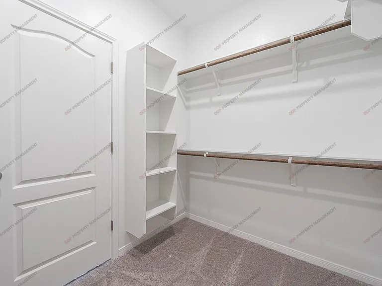 711 Friars Landing Dr — Photo 23