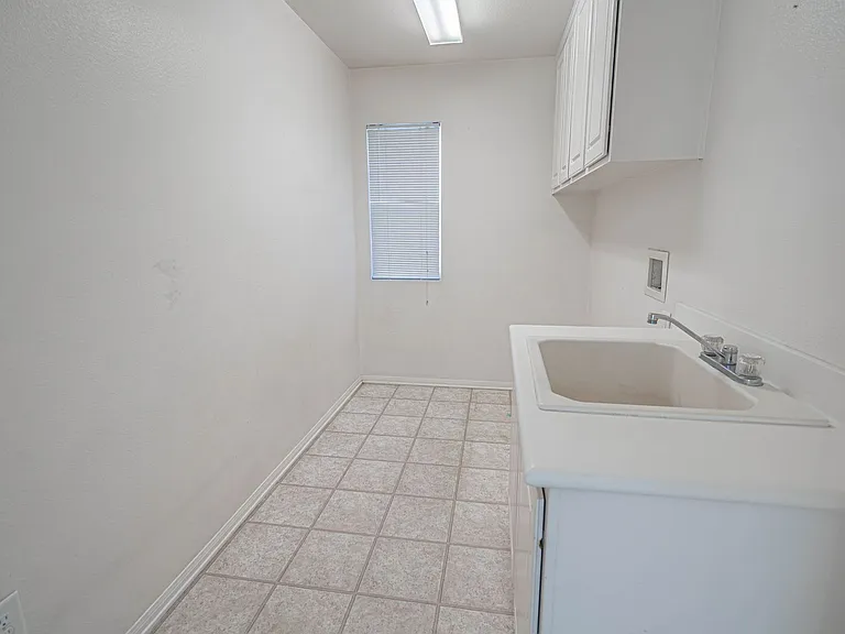 23239 Barnacle Ln — Photo 23